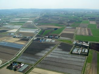 5月の北海道長沼町付近上空