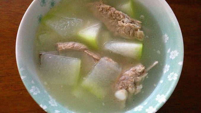 冬瓜と豚スペアリブのスープ
