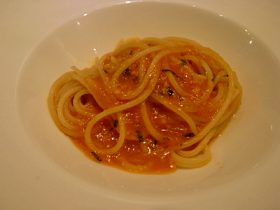 トマトソースのスパゲティ