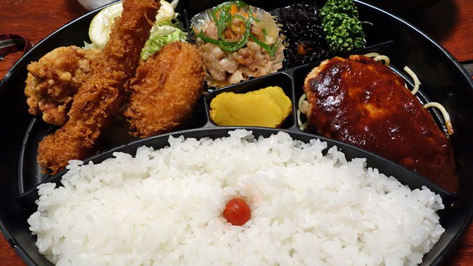 「洋食弁当」（1260円）