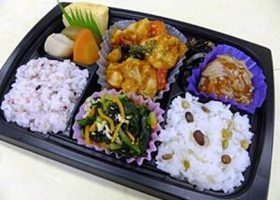 8品目のヘルシー弁当