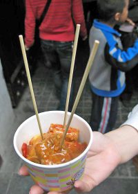 青島の屋台の臭豆腐